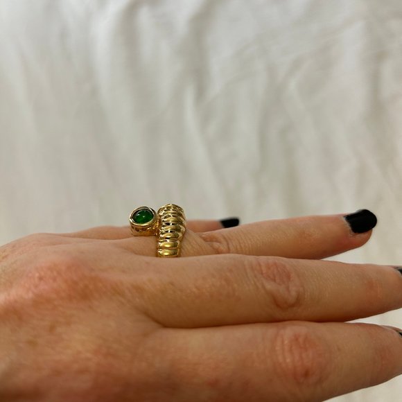 Gold & Cabochon Green & Red Gemstone Bypass Ring - Picture 9 of 10
